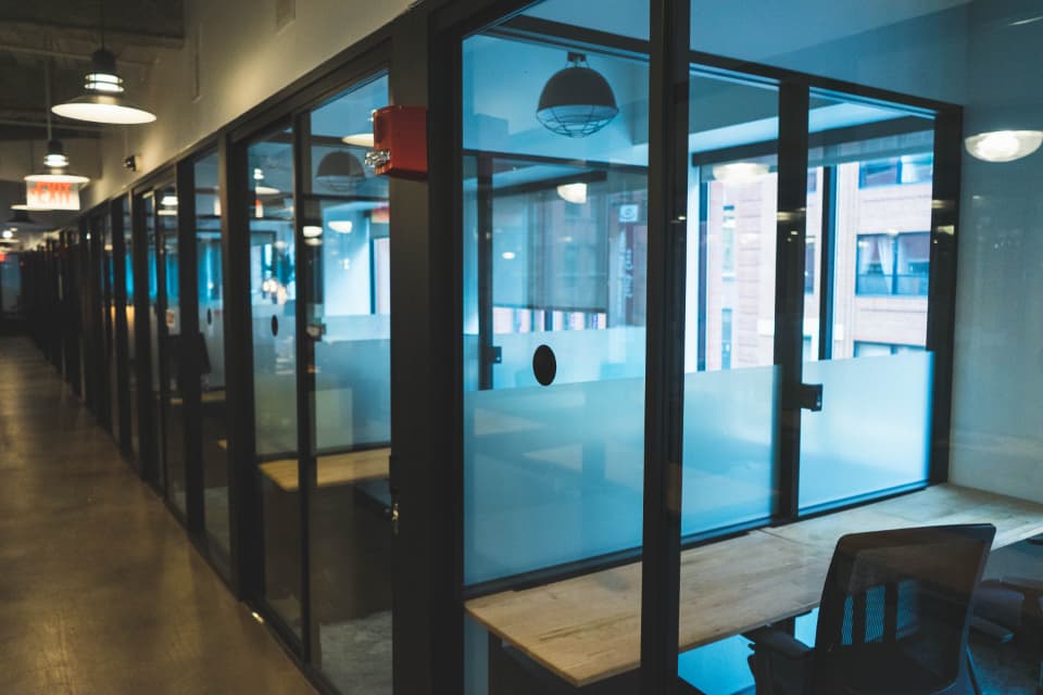 Bureaux professionnels desservis par le service de livraison entreprises Tiziwiz SARL à Agadir